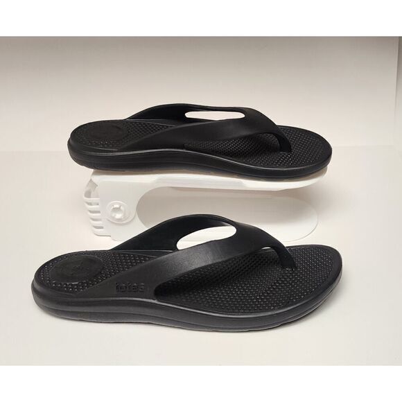 Totes Everywhere Women Black Flip Flops Sandal Slip On Rubber Size 8 - Picture 3 of 11